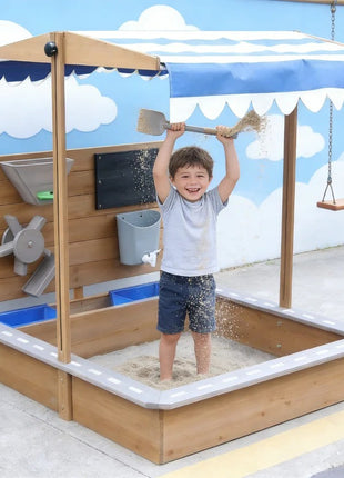 Dečiji drveni peskarnik za igru KINDER HOME sa podesivim krovom i dodacima – Playpen Mill, staza za autiće