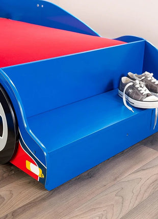 Drveni dečiji krevet, trkački automobil sa ugrađenim stepenikom i sigurnosnim ramom - FORMULA