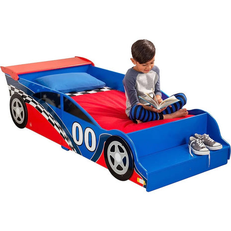 Drveni dečiji krevet, trkački automobil sa ugrađenim stepenikom i sigurnosnim ramom - FORMULA