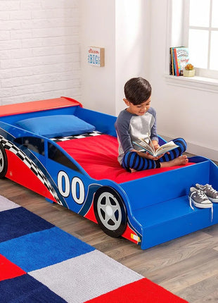 Drveni dečiji krevet, trkački automobil sa ugrađenim stepenikom i sigurnosnim ramom - FORMULA