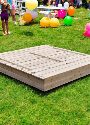 Veliki dečiji pesčanik sa klupama i preklopnim poklopcem KINDER HOME  drveni