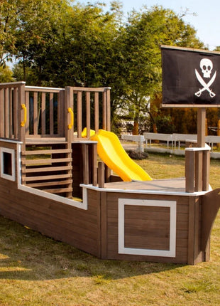 Dečija drvena penjalica Piratski brod sa toboganom i peskarnikom KINDER HOME – Za dvorište i baštu, 310×320×180 cm