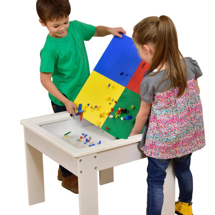 Dječji stol s 2 stolice, dvostrani, drveni set za učenje, crtanje, pisanje, slaganje konstruktora tipa LEGO – BIJELI/SIVI