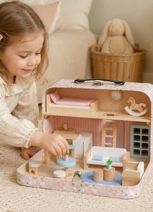 KINDER HOME Dečija drvena kućica sa koferom, prenosiva mini kućica za lutke sa nameštajem i dodacima, roze