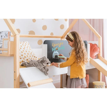 Kućica za dječji krevet KINDER HOME, Montesori, dvospratna, tobogan, crna tabla, ram dušeka 90k200 cm